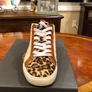 Vince Camuto Casual Sneaker